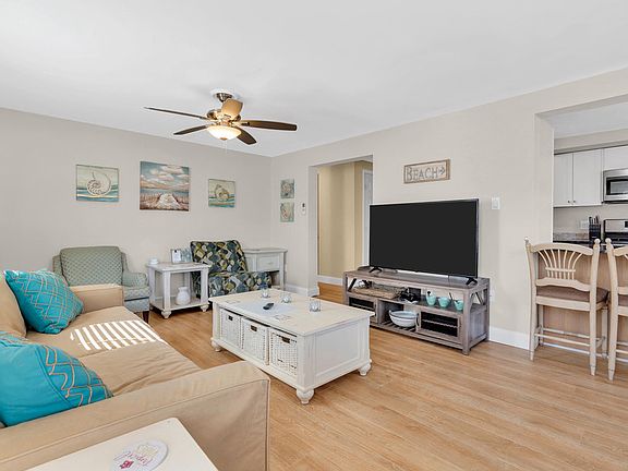 3rd image of 1222 Briarwood Rd #2