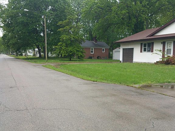 4th image of 819 N Ohio Ave