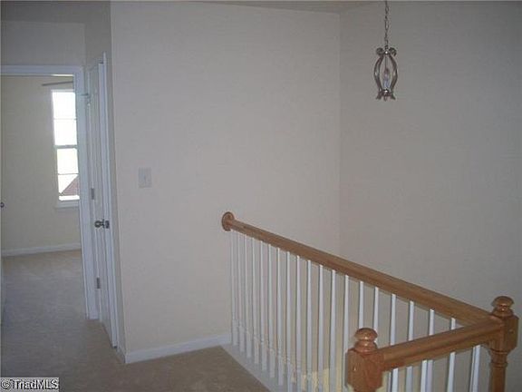 3rd image of 125 Crane Creek Way