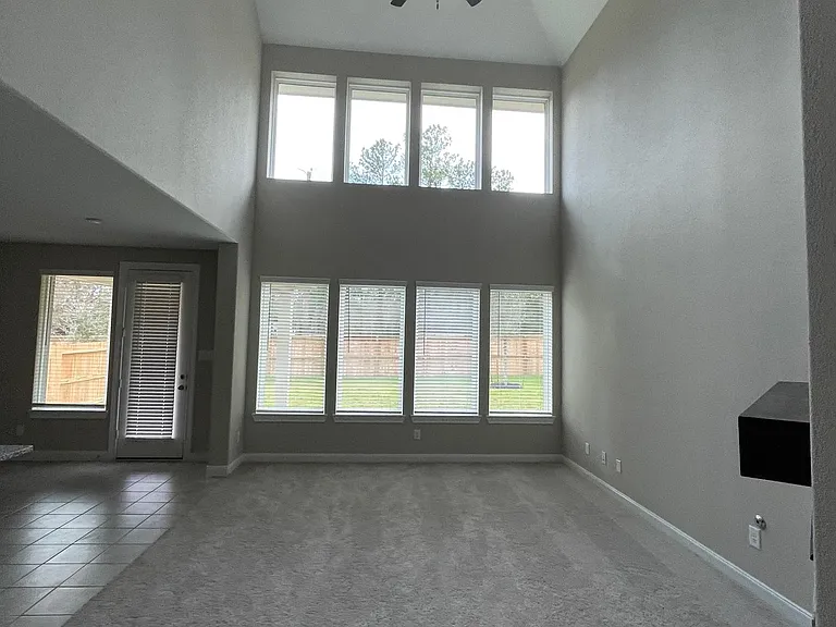 2216 Gadwall Ct — Photo 3