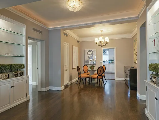 Sold by Sotheby's International Realty | media 16