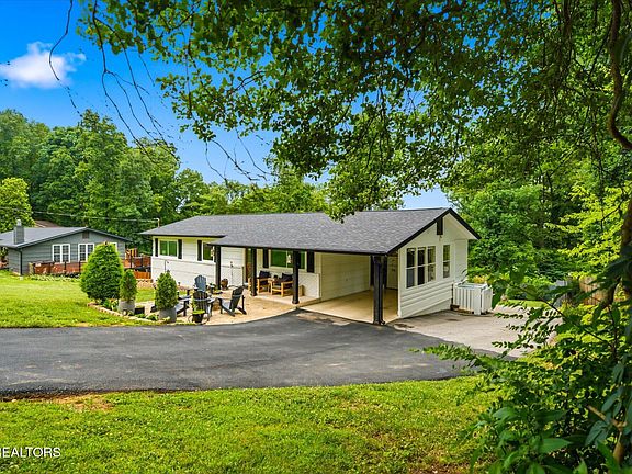 3rd image of 9229 Topoco Dr