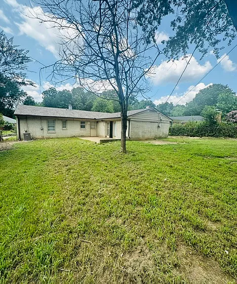 1382 Whitewater Rd — Photo 10