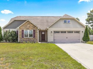 120 Prospect Dr, Richlands, NC 28574