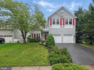 25546 Chilmark Dr, Chantilly, VA 20152