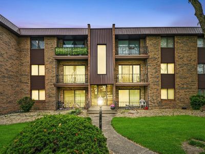 3010 Bernice Rd APT 303, Lansing, IL, 60438