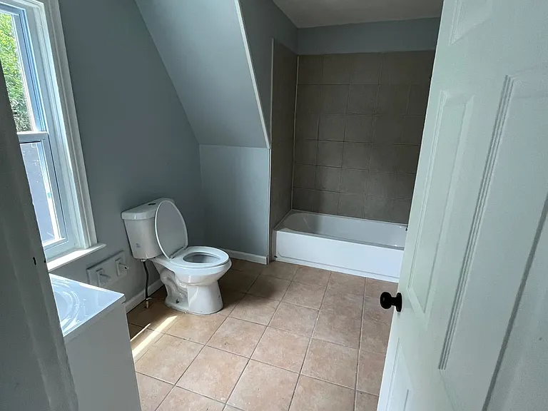 3006 Glenway Ave — Photo 14