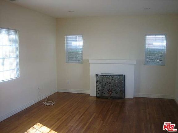 2nd image of 1250 Princeton St