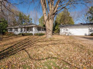 W3488 Center Valley Rd, Freedom, WI 54913