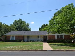 1200 Rambler Dr, Waco, TX 76710