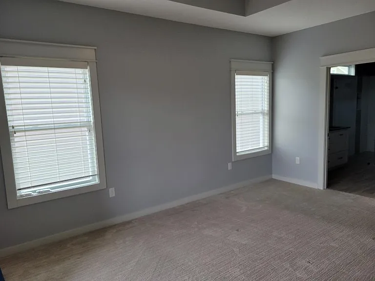 418 Freemont Dr — Photo 14
