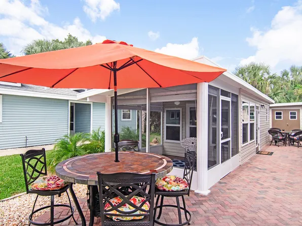 197 Plantation Dr, Titusville, FL 32780