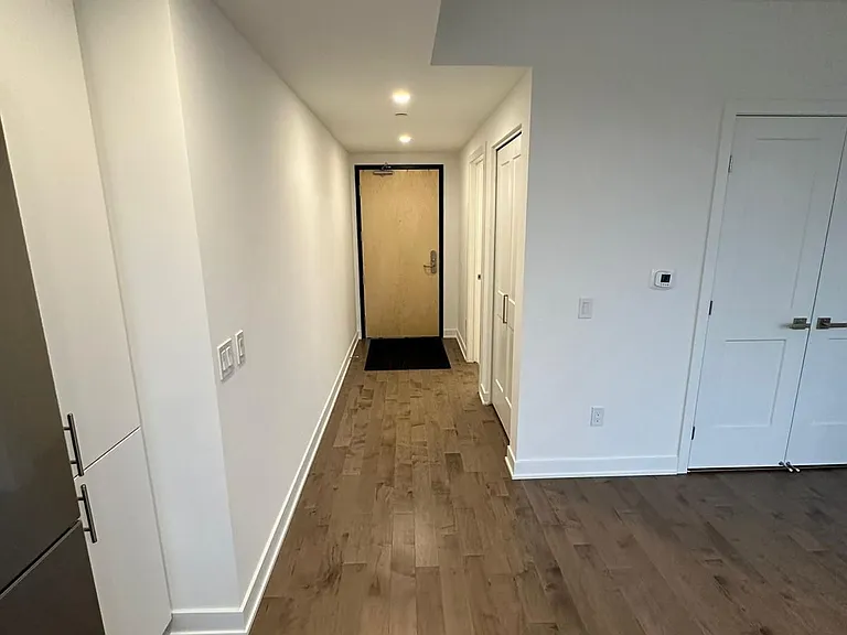 340 Queen St #2307 — Photo 14