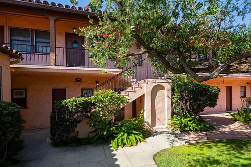 918 Robinson Ave #&-3748-3772 Photo 1