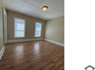 806 Jackson St, Racine, WI 53404