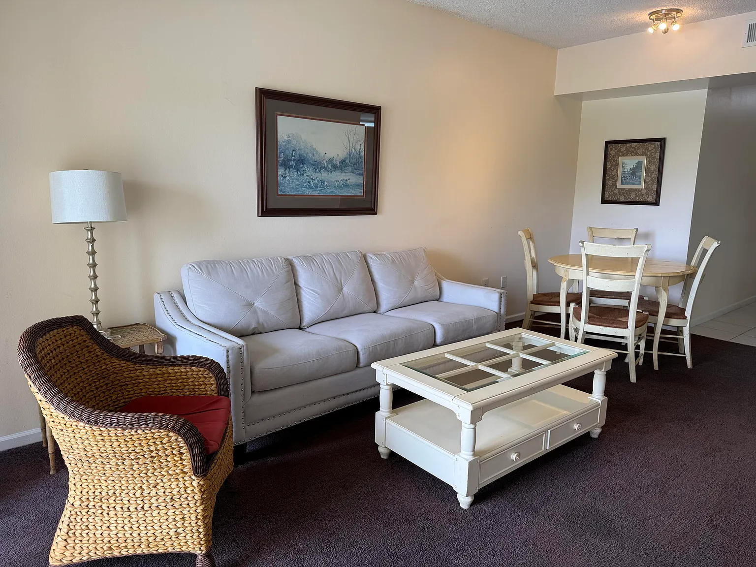 3 bed, 2.0 bath, 1200 sqft, $1,900 — Photo 2