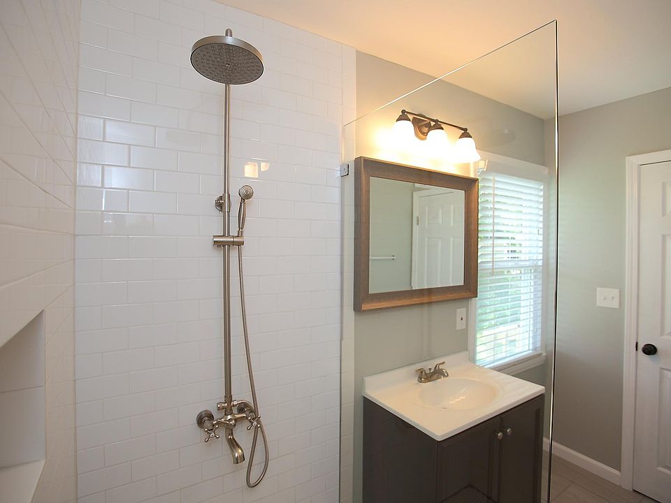 Gorgeous Master Bath