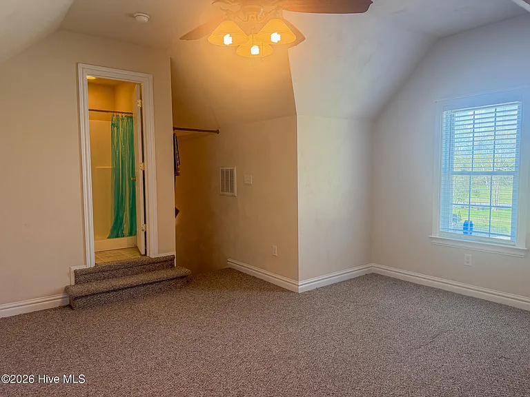 121 Scotland Rd — Photo 23