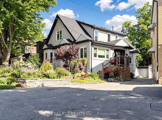 18 Yonge Blvd, Toronto, ON M5M3G5
