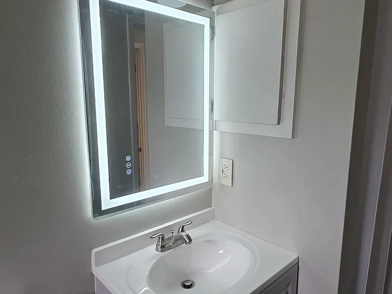 101 S Forest St #6 — Photo 18