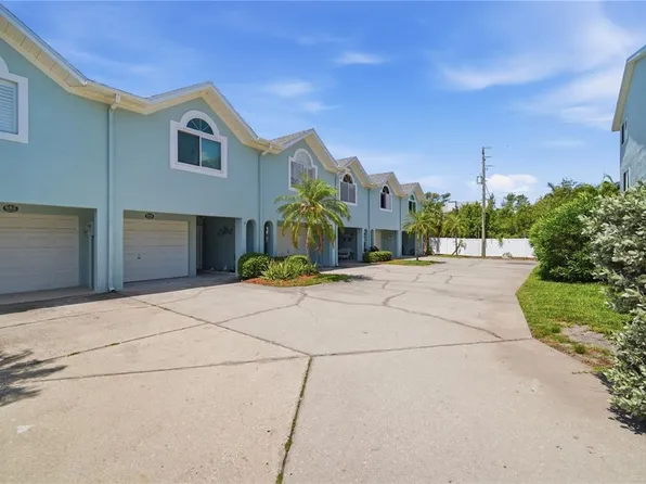 643 Garland Cir, Indian Rocks Beach, FL 33785