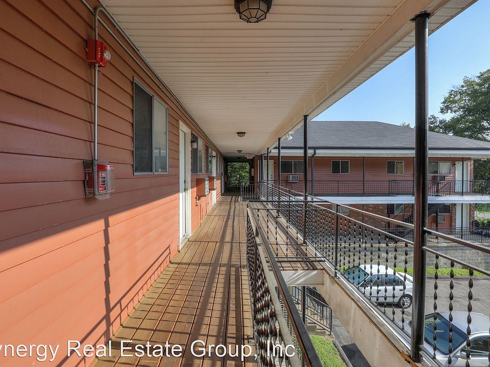 1st image of 317 Nix Dr Unit 10