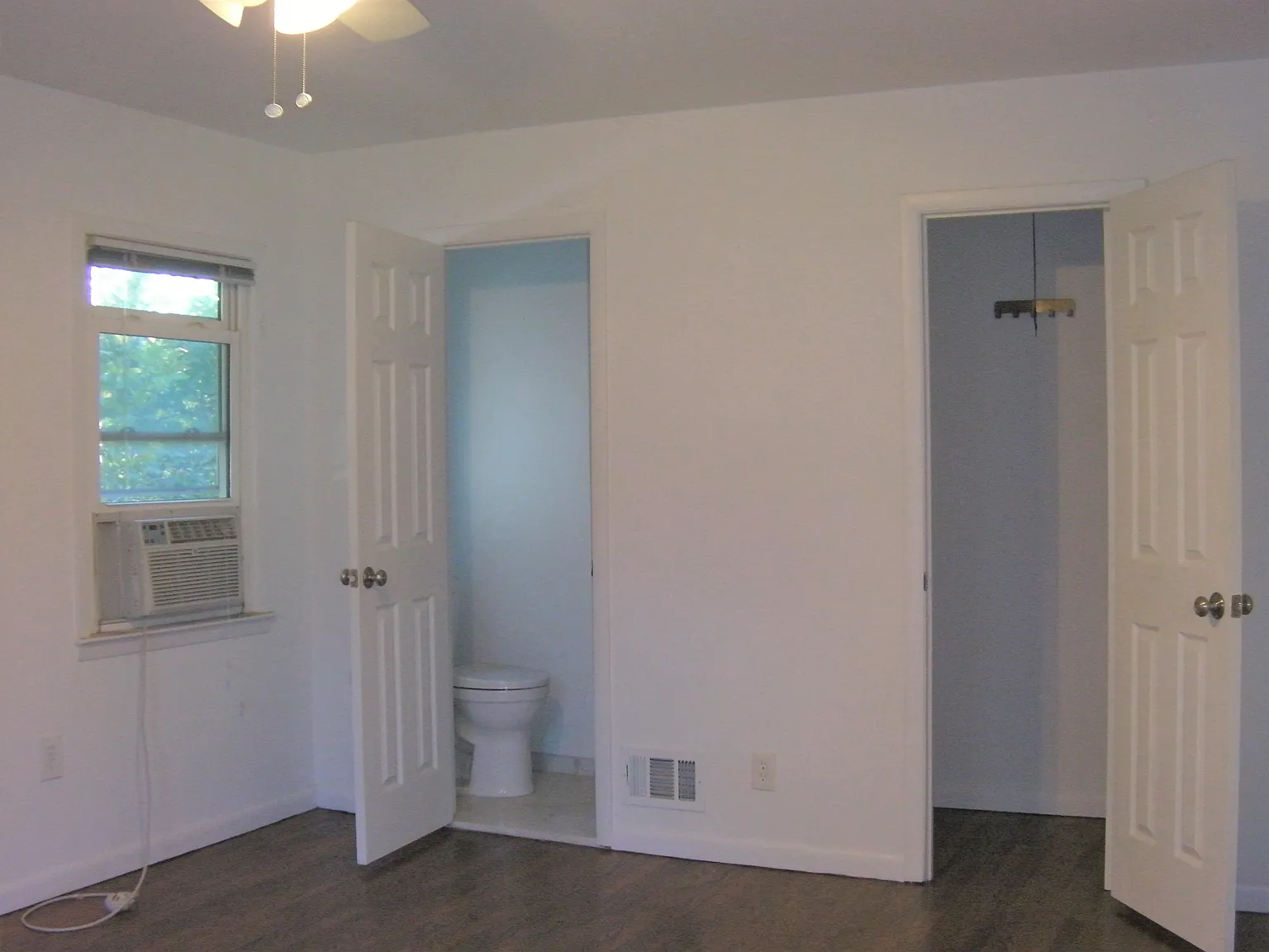 Parsons Blvd, Whitestone — Photo 2