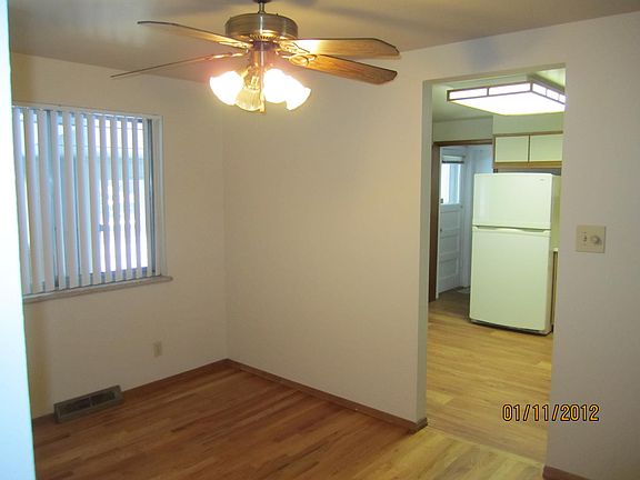 Dining Room looking into Kitchen