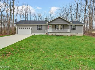 5046 Ostego Dr, Crossville, TN 38572