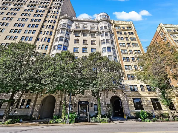 3314 N Lake Shore Dr APT 9D, Chicago, IL 60657