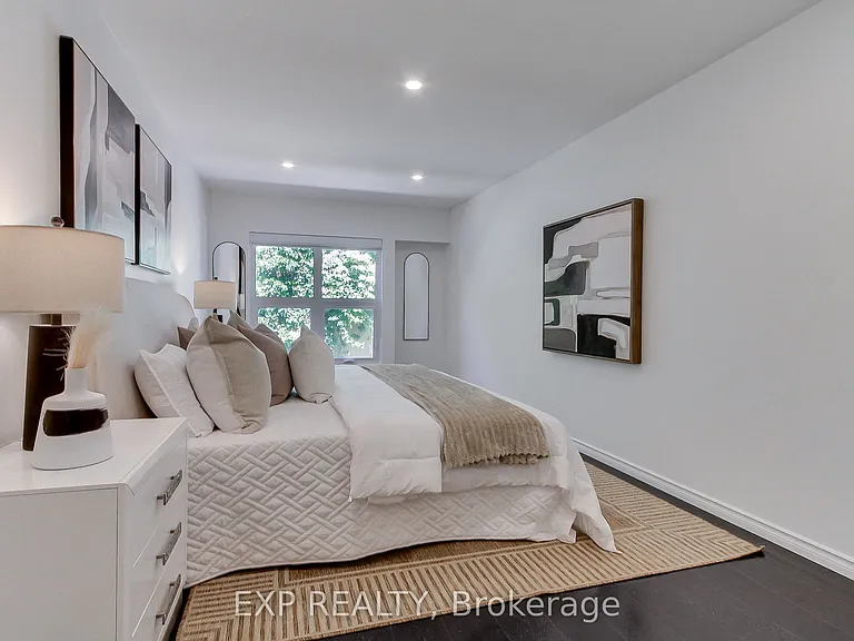 306 Sackville St #4 — Photo 10