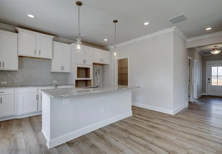 4599 Silver Oak Dr — Photo 6