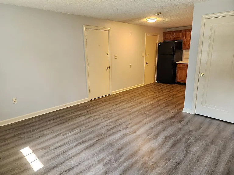 230 Chickering Rd #10 — Photo 9
