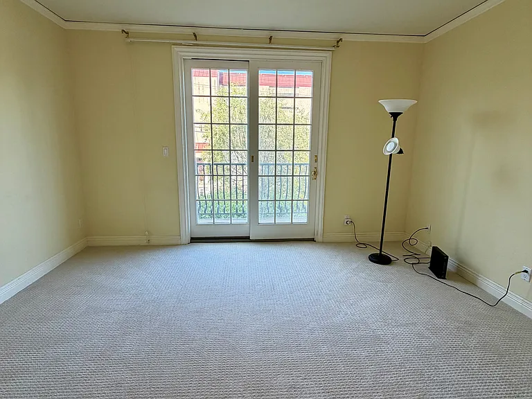 153 N San Mateo Dr #209 — Photo 10