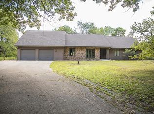 N2416 E Rockdale Rd, Cambridge, WI 53523