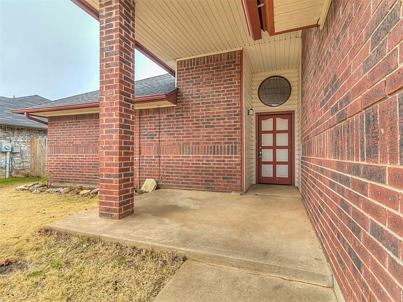 4th image of 2621 Amy Ct