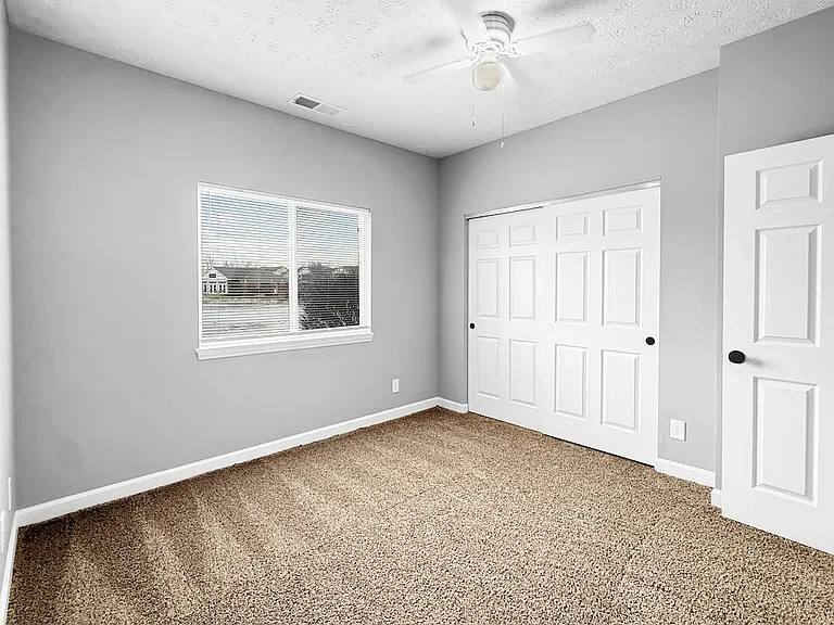 Cross Lake Apartments — Photo 158