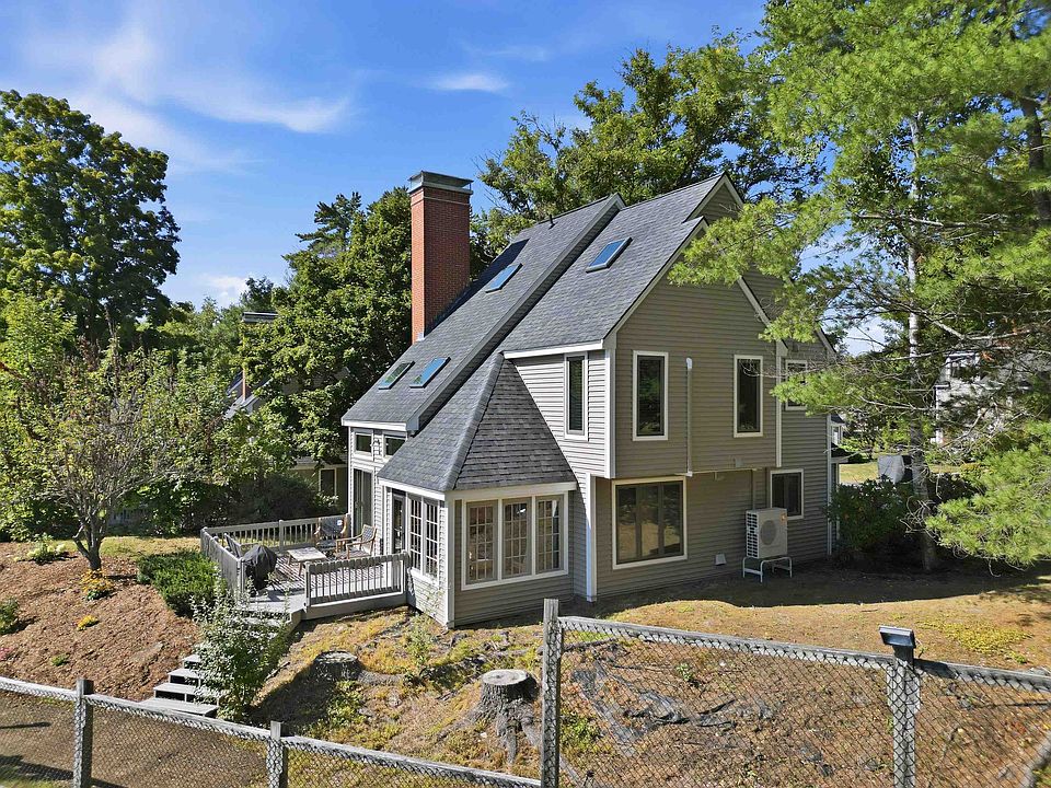 1st image of 52 Gables Drive