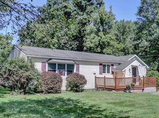 13 York Rd S, Middletown, NY 10940
