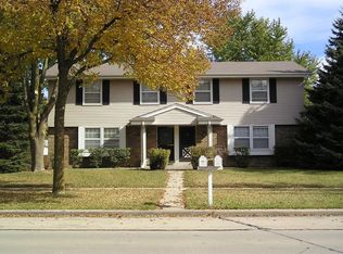 122 Cecilia Ct, Waukesha, WI 53188