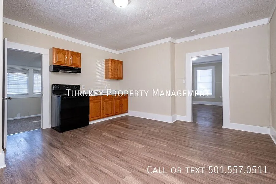 1308 W 21st St — Photo 3