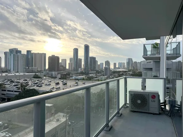 1500 Rycroft St, Honolulu, HI