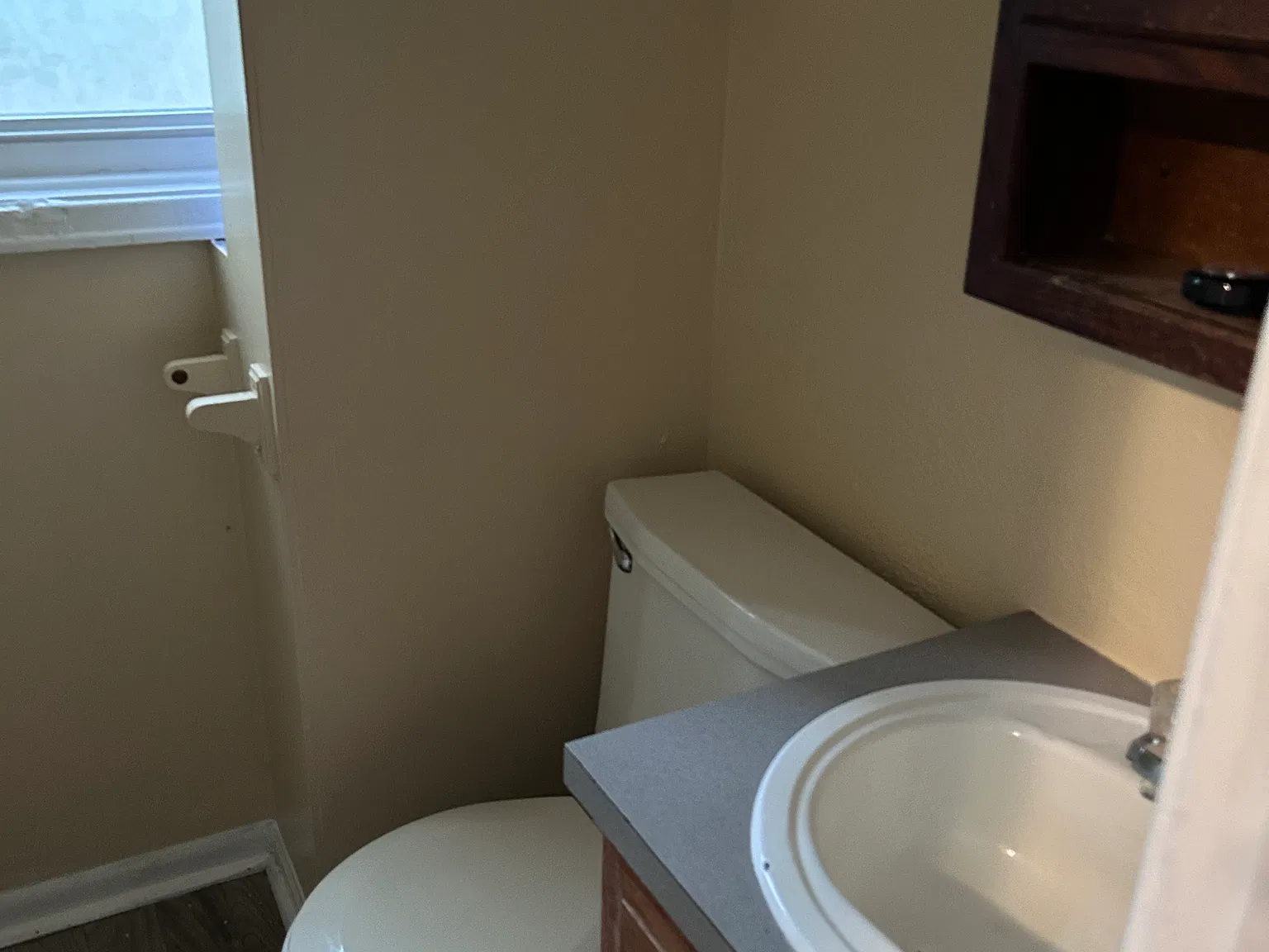 2 bed, 695 sqft, $1,100 — Photo 2