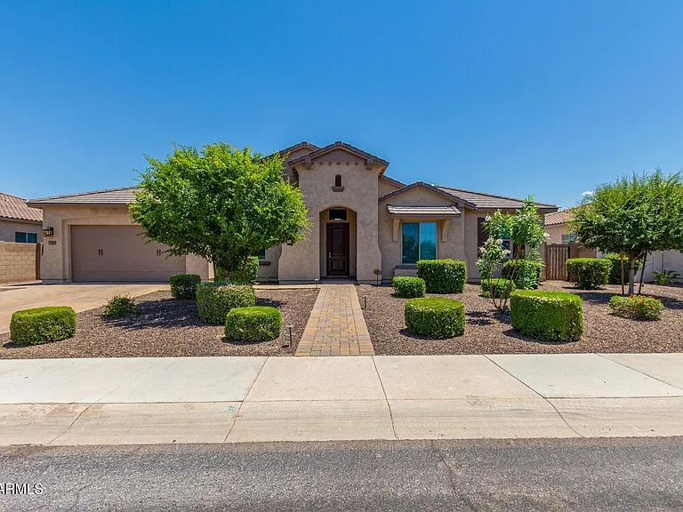 2665 S Velvendo Dr — Photo 1