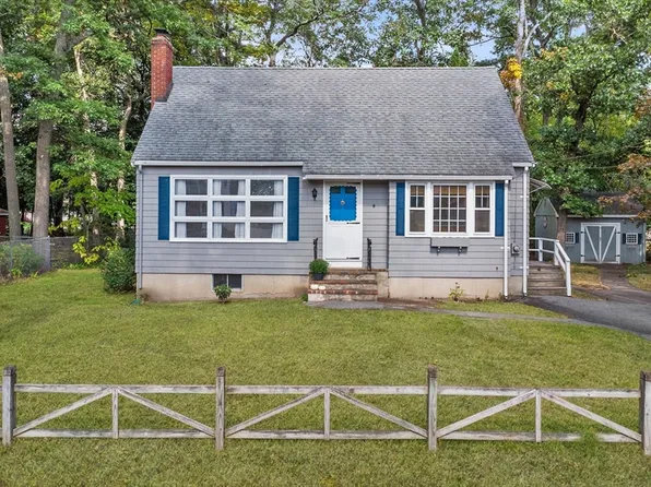 42 Dudley Rd, Tewksbury, MA 01876