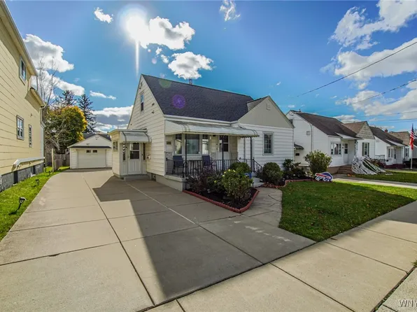 205 Clover Pl, Cheektowaga, NY 14225