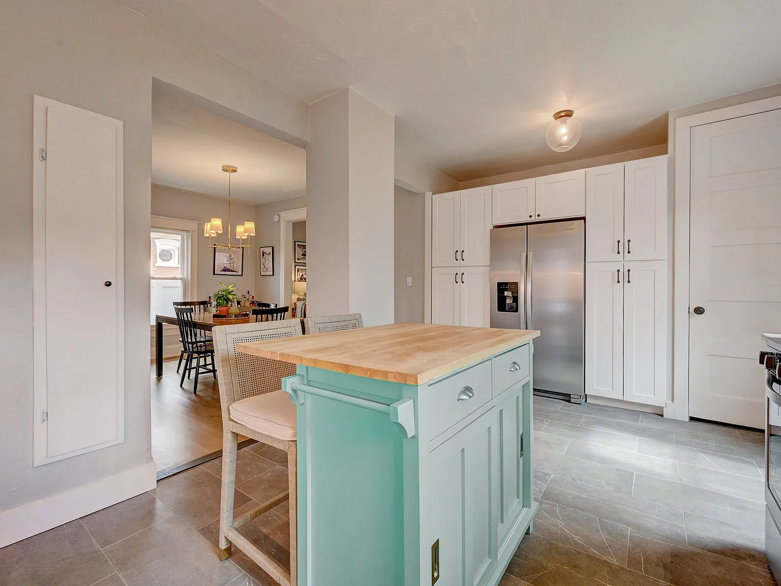 3 bed, 1485 sqft, $3,950 — Photo 4