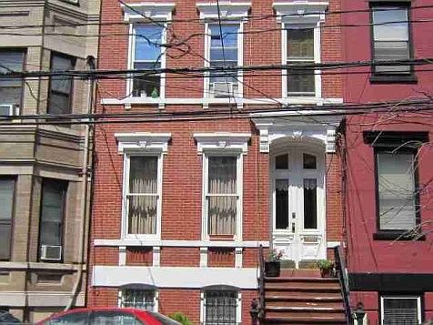 2nd image of 912 Willow Ave #2