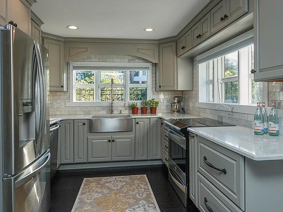4th image of 315 W George Ave