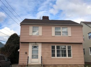 4301 Silsby Rd, University Heights, OH 44118